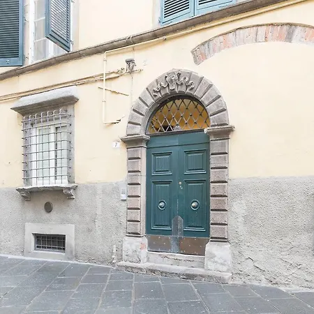 Hintown Via Della Rosa Lucca